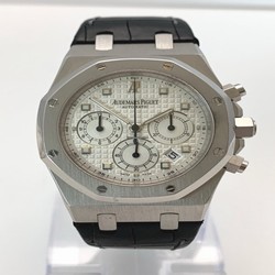 Audemars Piguet Royal Oak Chronograph Mens watch Unisex Automatic White gold 26022BC.OO.D002CR.01