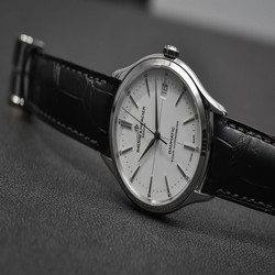 Baume & Mercier Clifton Mens watch Unisex Automatic Steel M0A10436