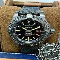 Breitling Avenger Blackbird 44 Mens watch Unisex Automatic Titanium V17311AT BD74-109W