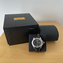 Breitling Colt Quartz Mens watch Unisex Quartz Steel A7438811 BD45