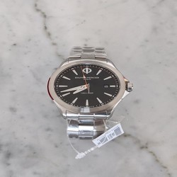 Baume & Mercier Clifton Mens watch Unisex Quartz Steel 10412