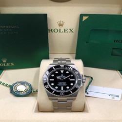 Rolex Submariner (No Date) Mens watch Unisex Steel Automatic 124060-0001