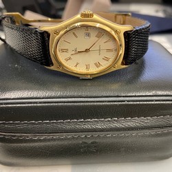 Ebel 1911 Mens watch Unisex Automatic Yellow gold 893902