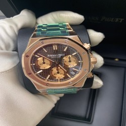 Audemars Piguet Royal Oak Chronograph Mens watch Unisex Automatic Rose gold 26239OR.OO.1220OR.02