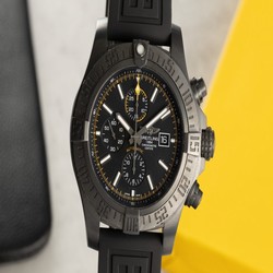 Breitling Super Avenger II Mens watch Unisex Automatic Steel M13371