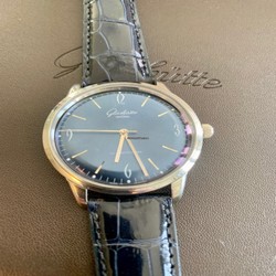 Glashtte Original Sixties Mens watch Unisex Automatic Steel 1-39-52-06-02-04