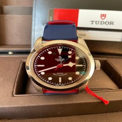Tudor Black Bay 41 Mens watch Unisex Automatic Steel M79540-0007