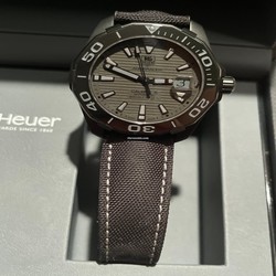 TAG Heuer Aquaracer 300M Mens watch Unisex Automatic Titanium WAY218B.FC6364