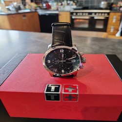 Tissot PRC 200 Mens watch Unisex Automatic Steel T055.427.16.057.00
