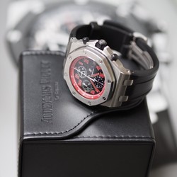 Audemars Piguet Royal Oak Offshore Mens watch Unisex Automatic Titanium 26198TI.OO.D101CR.01