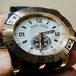 Roger Dubuis Easy Diver Automatic Rose gold SED46