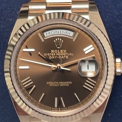 Rolex Day-Date 40 Mens watch Unisex Rose gold Automatic 228235-0006