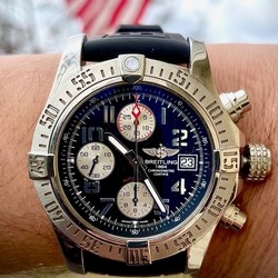 Breitling Avenger II Mens watch Unisex Automatic Steel A1338111 BC33 170A