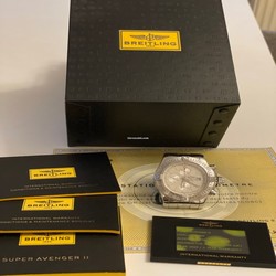 Breitling Super Avenger II Mens watch Unisex Automatic Steel A1337111.G779.168A