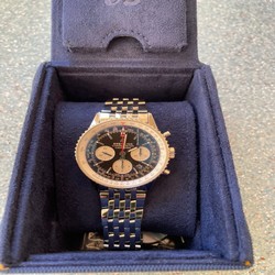 Breitling Navitimer 1 B01 Chronograph 43 Mens watch Unisex Automatic Steel AB0121211B1A1
