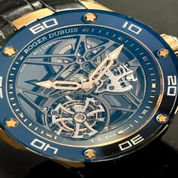 Roger Dubuis Pulsion Mens watch Unisex Manual winding Rose gold RDDBPU0001