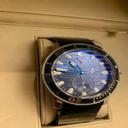 Ulysse Nardin Maxi Marine Diver Mens watch Unisex Automatic Steel 263-36LE-3