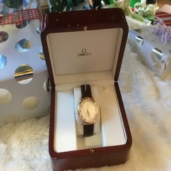 Omega De Ville Prestige Mens watch Unisex Automatic Rose gold 4614.30.02