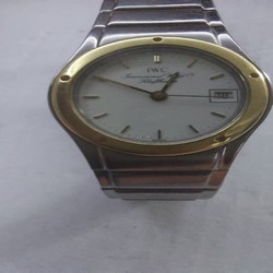 IWC Womens watch Quartz Gold Steel 2350529