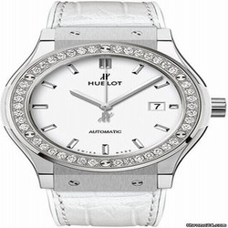 Hublot Classic Fusion 45, 42, 38, 33 mm Mens watch Unisex Automatic Titanium 542.NE.2010.LR.1204