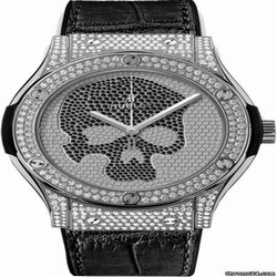Hublot Classic Fusion 45, 42, 38, 33 mm Mens watch Unisex Automatic Titanium 542.NX.9000.LR.1704.SKULL