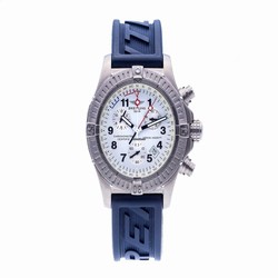 Breitling Avenger Mens watch Unisex Quartz Titanium E73360